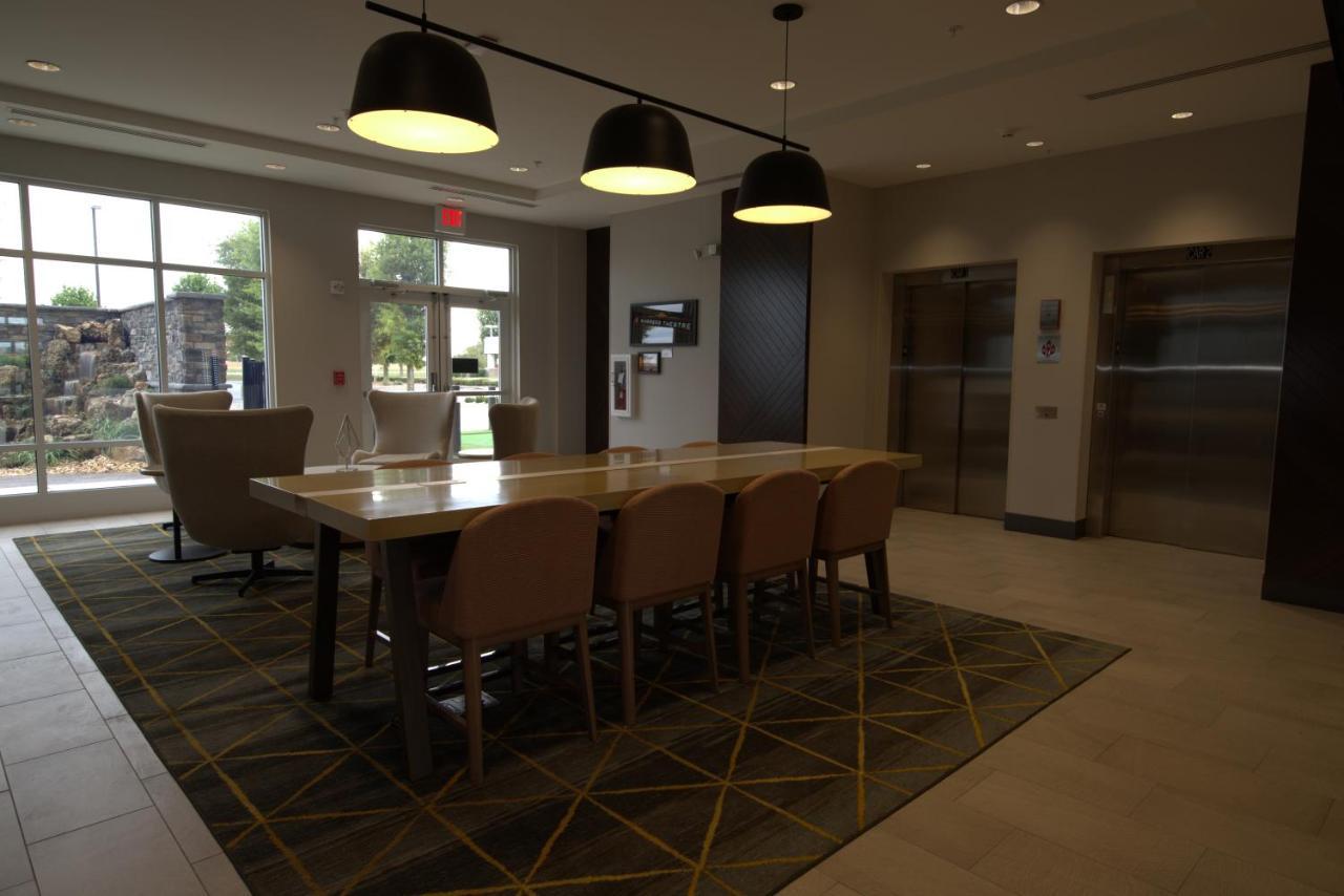 Holiday Inn & Suites - Hopkinsville - Convention Ctr By Ihg Esterno foto